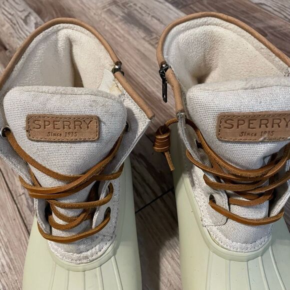 SPERRY Waterproof Boot 9.5 M Metallic Cream Boat Boots Women STS83234 - Picture 4 of 11